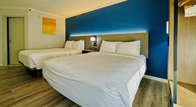 Четырёхместный номер Standard Comfort Inn & Suites Houston I-10 West Energy Corridor