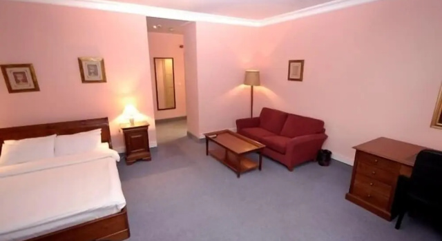 Standard double chambre K&H Royal Hotel