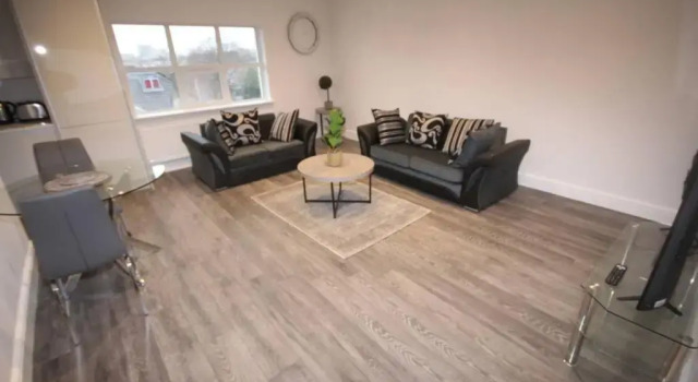 Апартаменты Great West Road Apartments [ Flat D ]