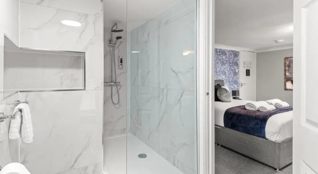Town House Rooms
