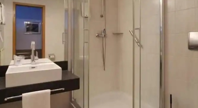 Номер Classic Reinhardts Garni Automobilia Hotel