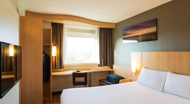 Standard Double room ibis Utrecht