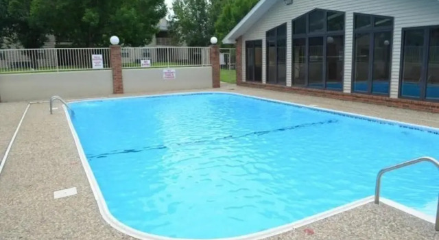 Foothills F-11 2 Bedroom Condo, Забронировать Отель Отели Table Rock Lake с парковкой, Парковка