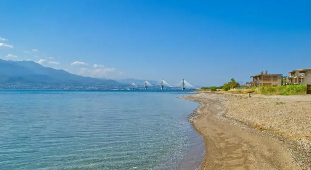 Epipleon Luxury Suites -106- Δωμάτιο 40τμ με βεράντα 45τμ μπροστά στην θάλασσα, Buchen Sie Ferienwohnung Apartments in Platanitis, Ferienwohnung