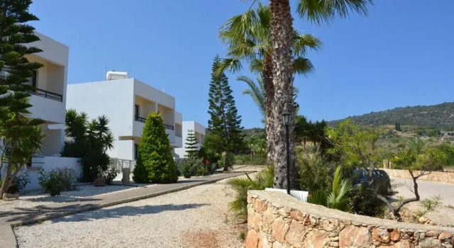 Standardowy dwuosobowy pokój z częściowym widokiem na morze Aphrodite Beach Hotel