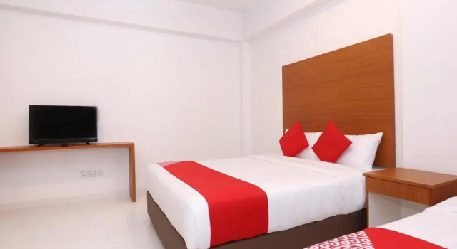 Трёхместный номер Deluxe OYO 89888 Dz Residence Guest House