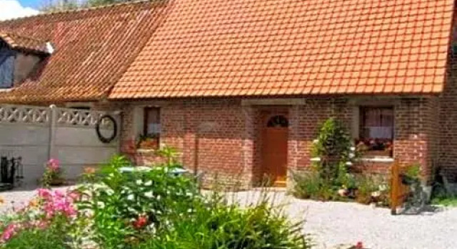 Entre Caps et Marais, Đặt Khách sạn Alembon 