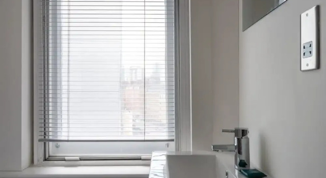 Cozy 2 Bedroom Flat in the Heart of London! Fits 6, Забронировать Отель Отели Англии 3 звезды, 3*