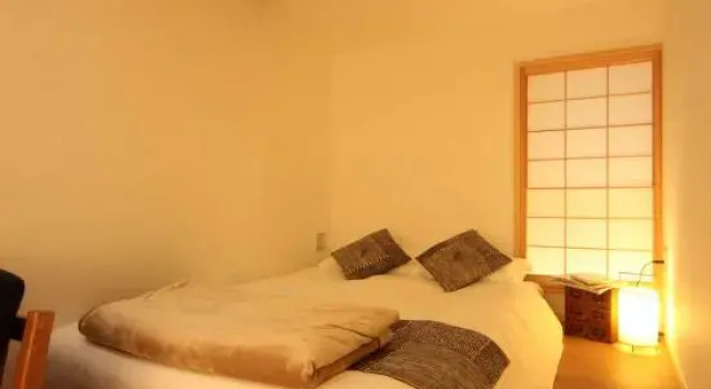 Standard Doppel Zimmer mit Gartenblick Auberge AZABU