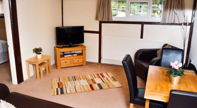 Wrenbury Mill Marina Apartments