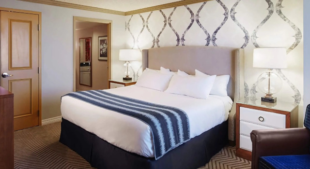 Harrahs Kansas City Hotel & Casino, Prenota Hotel North Kansas City 