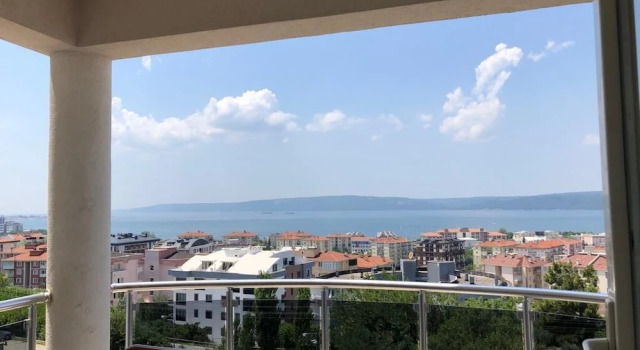 Люкс с балконом и с видом на город Dort Mevsim Suit Hotel