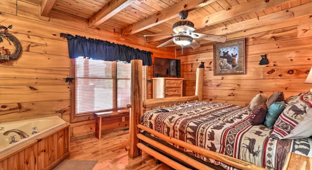Pigeon Forge Getaway w/ Covered Patio & Hot Tub!