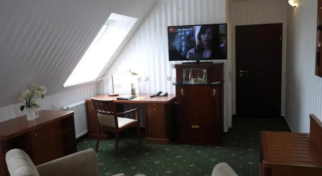Landhotel Schwarzer Adler, Rezervovat Hotel Hotely v Sasko-Anhaltsko s bazénem, Bazén