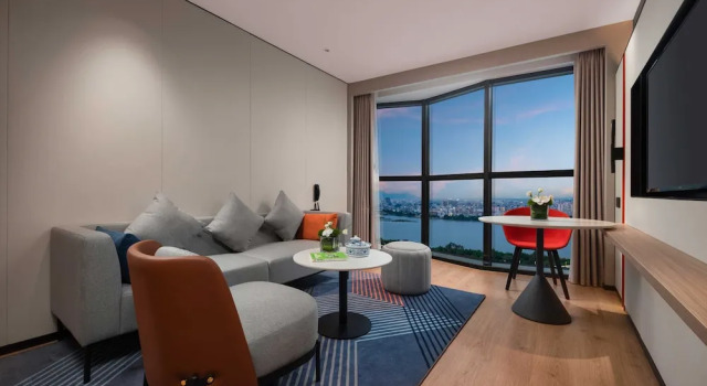 Двухместный люкс с видом на реку Holiday Inn Express Shantou Chenghai
