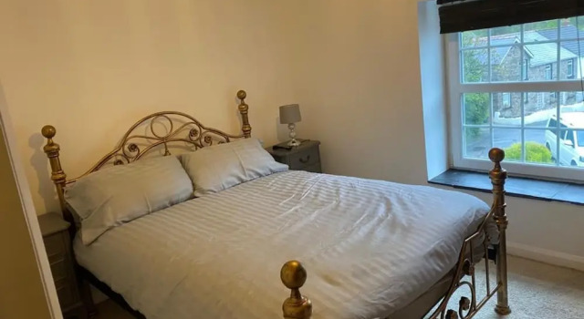 2-bed Cottage in in Welsh Valley Nr Swansea