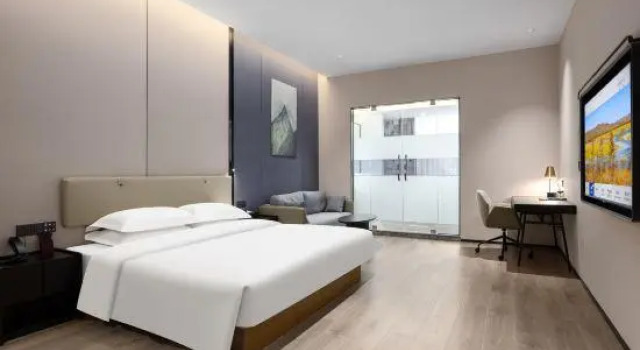 Blue Coast International Hotel (Guangzhou Baiyun Railway Station · Sanyuanli Metro Station), Rezervasyon Otel Guangdong otoparklı oteller, Otopark