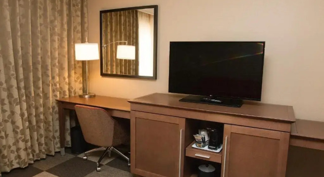 Номер Standard с балконом Hampton Inn & Suites Boone, Nc