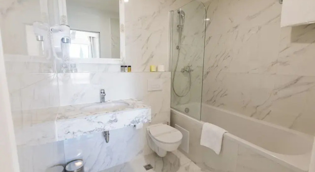 Двухместный номер Comfort Art Hotel