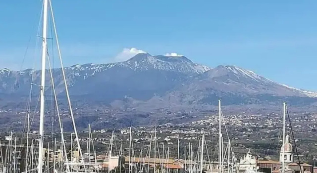 Magic Etna and glamorous blue sea, Book Hotel Hotels in Sicily with Parking, Parking