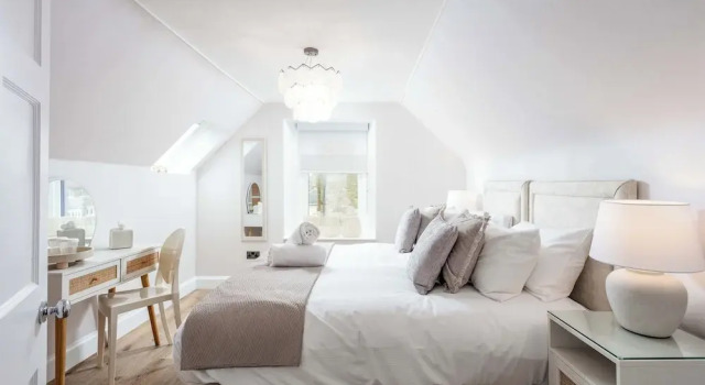 No.36 South Beach - Donnini Apartments, Prenota Appartamento Troon 