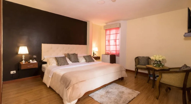 Кровать в общем номере Hotel Boutique Castilla de Leòn