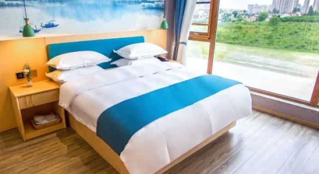 Suite GEM Hotel