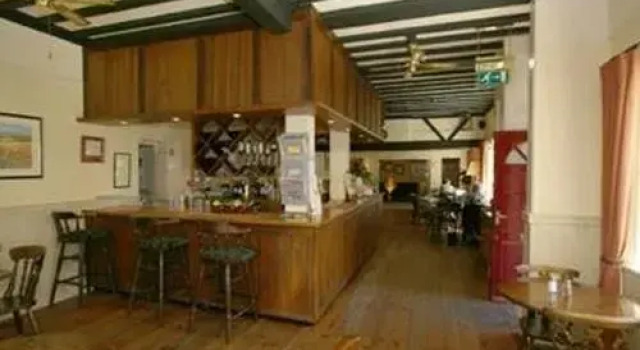 Bolingbroke Arms & Hotel
