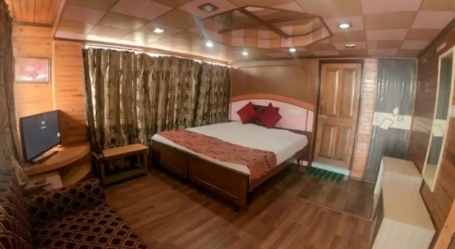 Номер Deluxe Goroomgo Broadway Mall Road Darjeeling