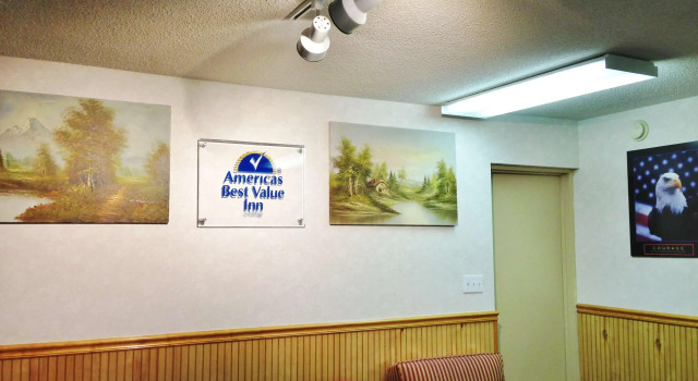 Americas Best Value Inn Macomb, Rezerwuj Hotel Macomb Illinois