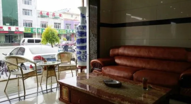 Yiyuan Holiday Hotel, Book Hotel Zhangjiakou Hebei