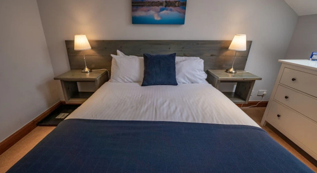 Номер Superior Oak Tree Inn