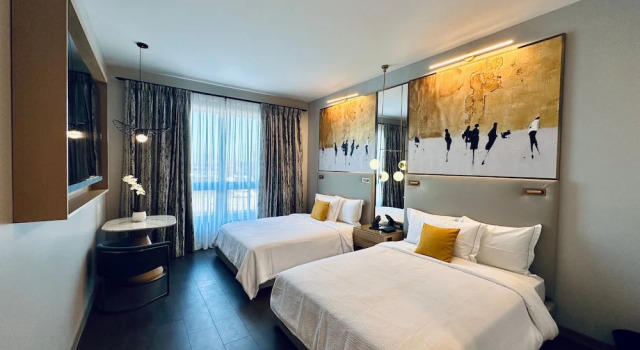 Четырёхместный номер Luxury Chez Hotel