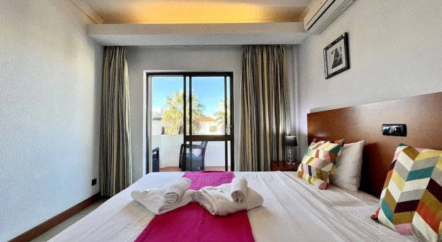 Апартаменты c 1 комнатой с балконом Vilamoura Cosy 4 With Pool by Homing