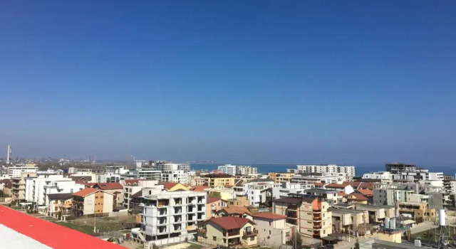 Unique Residence Edward Apartment, Varaa Huoneisto Hotellit Mamaia-Sat pysäköinnillä, Pysäköinti