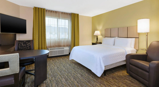 Двухместный люкс Candlewood Suites Washington North by IHG