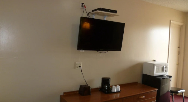 Четырёхместный номер Standard La Motel