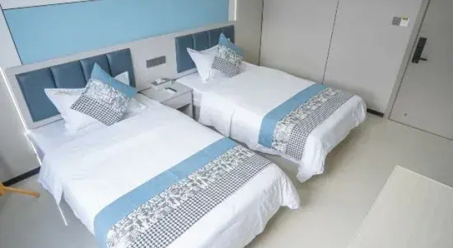 Семейный люкс с 6 комнатами Fenglin Holiday Courtyard
