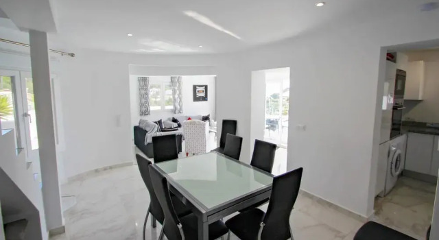 Gila - sea view villa with private pool in Benissa
