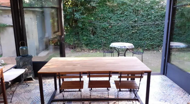 Montpellier Boutonnet avec jardin, Забронировать Отель Отели Монпелье с парковкой, рядом с Площадь Ла-Канург, Парковка