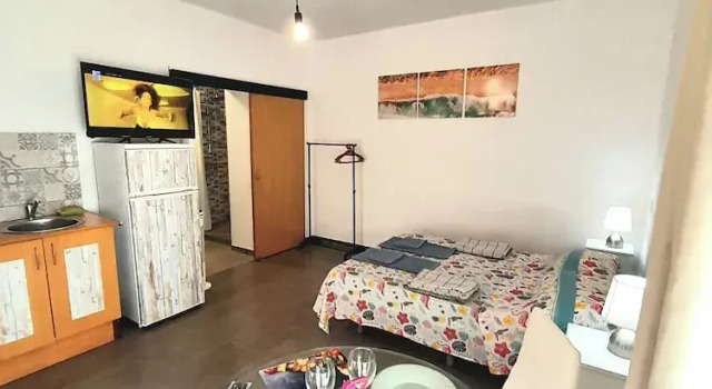 Tropicana Holiday Apartments