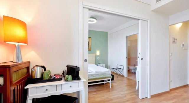 Семейный номер Standard с балконом и с видом на озеро Hotel San Marco