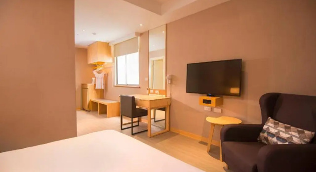 Двухместный номер Standard Asia Emperor Hotel
