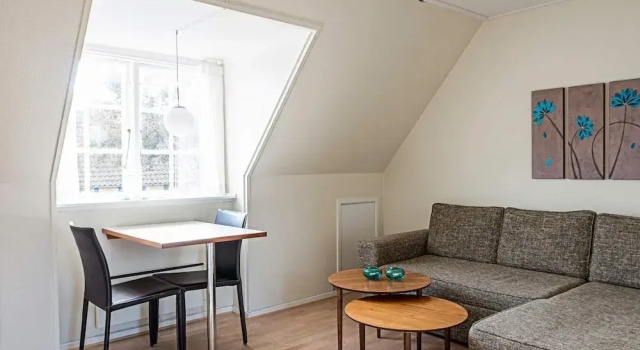 6 Person Holiday Home in Svaneke, Rezerwuj Hotel Hotele w Svaneke z parkingiem, Parking