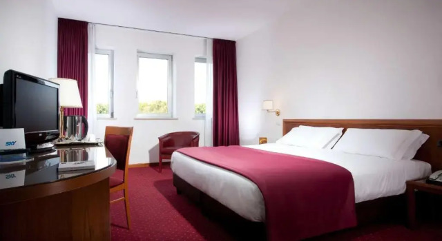 Трёхместный номер Superior Отель Best Western Park Hotel Continental
