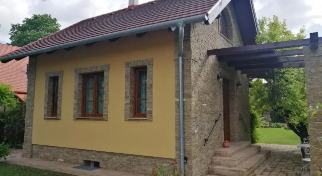Коттедж Duzzogó Vendégház Agárd