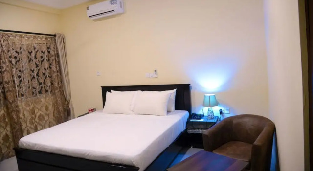 Target Hill Hotel, Boek Hotel 3-sterren hotels in Tamale, 3*
