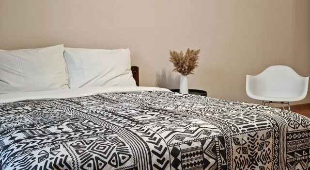 Apartamenty na Klenovom bul'vare 8k3, Prenota Appartamento Hotel a Mosca con parcheggio, vicino a Stazione metro Kolomenskaja, Parcheggio