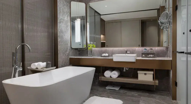 Номер Deluxe NBICC Wonderland Hotel