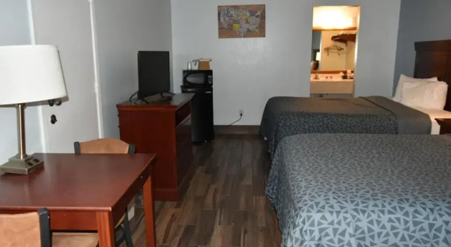 Четырёхместный номер Standard Econo Lodge Inn & Suites Fulton - Rockport
